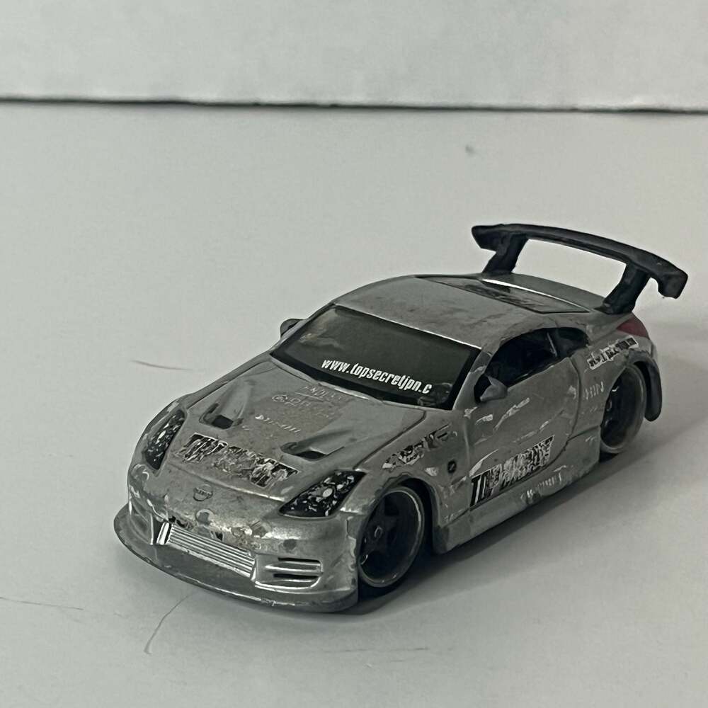 Hot Wheels Hot Import Nights (HIN) D-Force Nissan 350Z Top Secret Silver Model